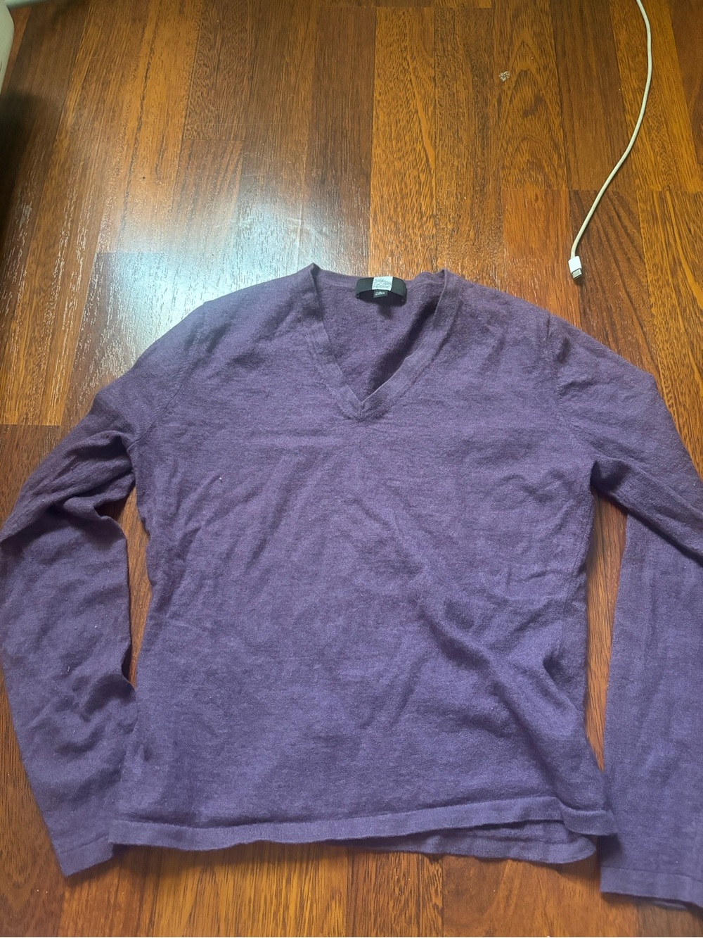 Saks Fifth Avenue Purple V-Neck Women's Sweater silk and cashmere